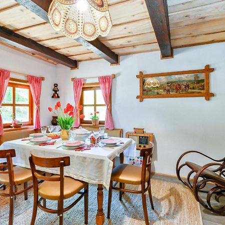 Pet Friendly Home In Varazdin Breg With Jacuzzi Exterior foto
